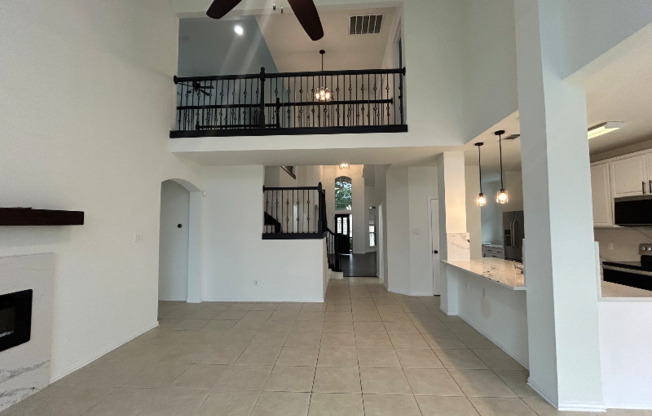 412 CYPRESS HL DR