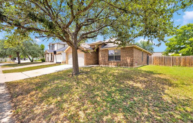 Stunning 4-Bedroom, 2-Bath Home on Elm Glade