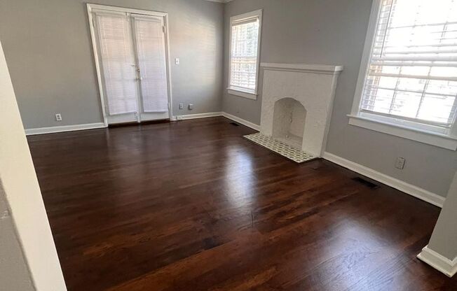1 bed, 1 bath, 775 sqft, $1,000, Unit 1411-1