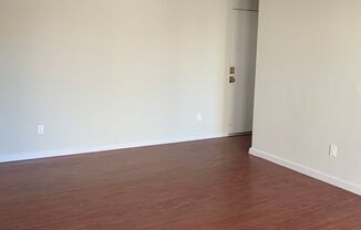 1 bed, 1 bath, $2,050, Unit 16