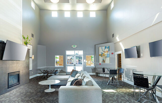Posh Lounge Area In Clubhouse at Four Seasons at Southtowne Apartments, South Jordan