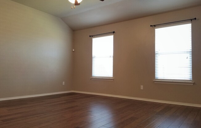 3 beds, 2 baths, $1,445