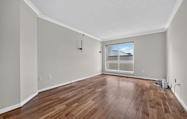 2 beds, 2 baths, $3,200, Unit Unit 806