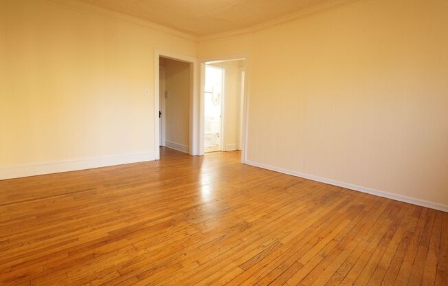 1 bed, 1 bath, 622 sqft, $1,995, Unit 2334-3A