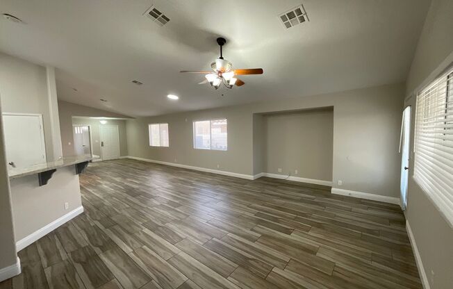 Single story 4br, 2bth, 2cg