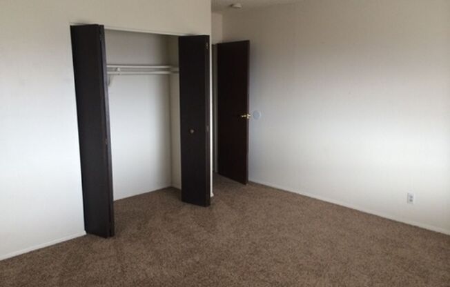 GREAT VIEWS - CLOSE TO UNR AND RANCHO SAN RAFAEL - ONE CAR GARAGE