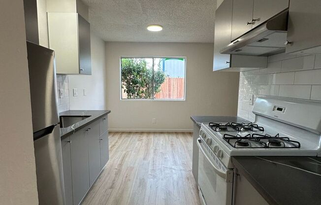 Introducing a newly remodeled charming 2-bedroom, 1-bathroom apartment in the heart of Hayward, CA.