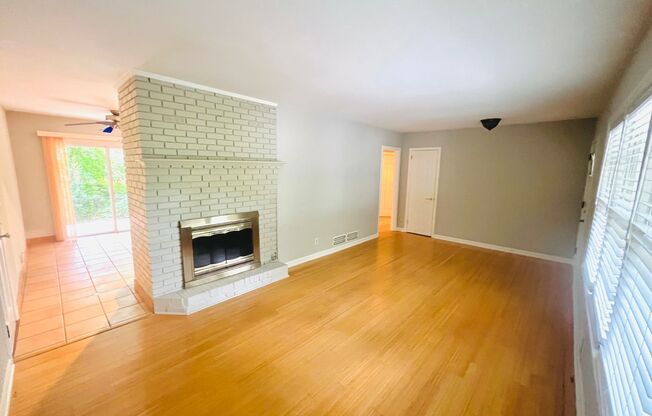 Charming 3-Bed, 2-Bath Ranch in Prime Atlanta Location