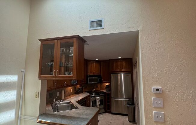 3 beds, 2 baths, $1,950, Unit UNIT 3103