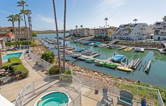 Condo on Beautiful Carlsbad Lagoon!!