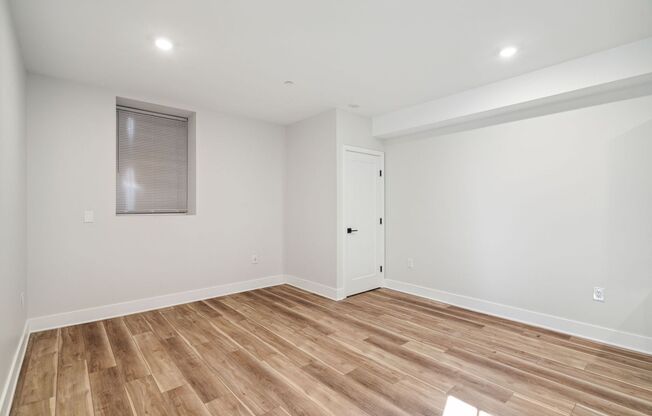 Studio, 1 bath, 431 sqft, $1,350, Unit 7