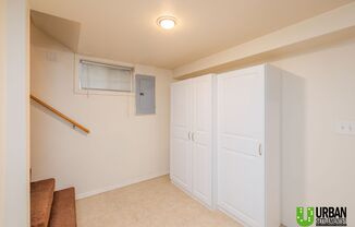 2 beds, 1 bath, $895