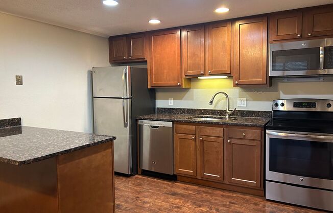 1 bed, 1 bath, 576 sqft, $1,150, Unit 164