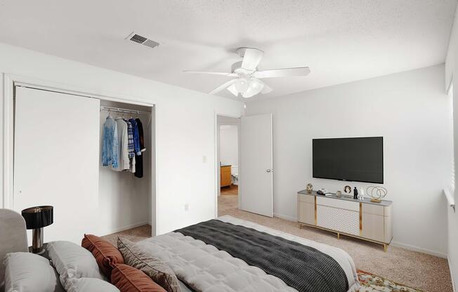 2 beds, 1 bath, 870 sqft, $1,235