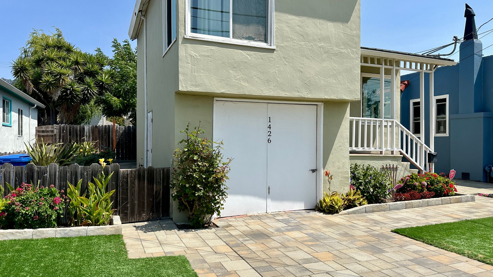 Large & Sunny House & Backyard in a Tranquill Neighborhood of El Cerrito