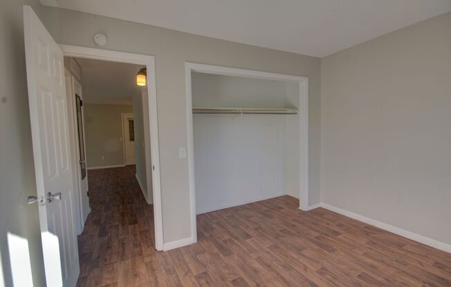 2 beds, 1 bath, 750 sqft, $795, Unit Apt 12