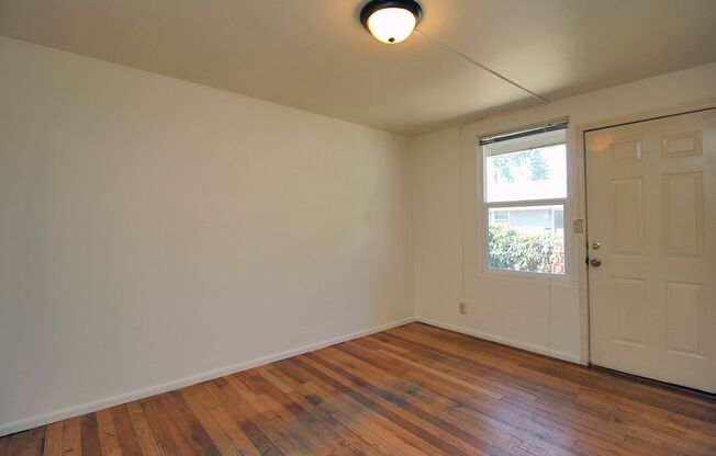 1 bed, 1 bath, 500 sqft, $1,095, Unit 6915