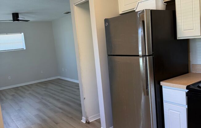 3 Bed / 1 Bath Unit Available for Rent!