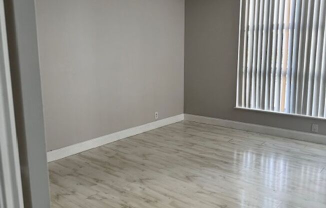 Beautiful 2/2 unit in Aventura