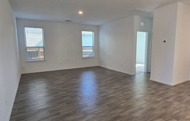 4 Bed / 3 Bath in Santa Rita Ranch