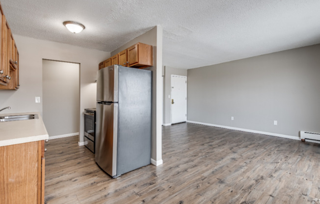 2 beds, 1 bath, 720 sqft, $1,199, Unit 1041105