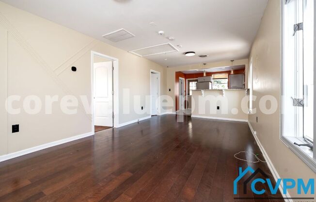 1004 Cliff Pl