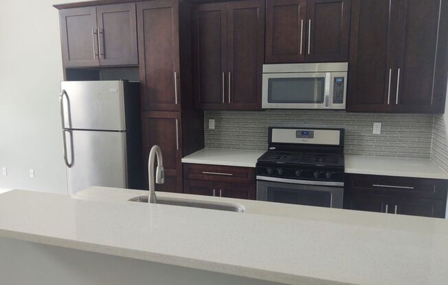 2 beds, 2 baths, $1,450