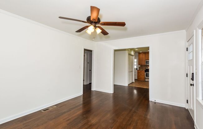 Charming Renovated 2-Bedroom Ranch with Fenced Yard in Garrison Estates – Prime Marietta Location