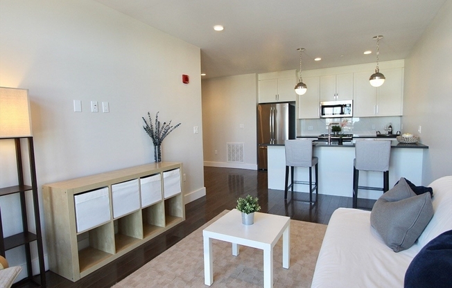 2 beds, 2 baths, 1,180 sqft, $3,900, Unit 308