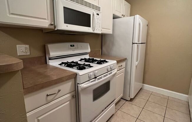 1 bed, 1 bath, $1,095