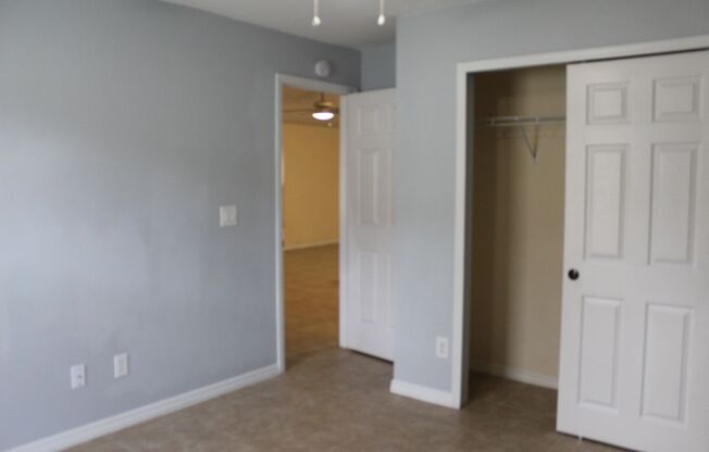 3 beds, 2 baths, $2,500