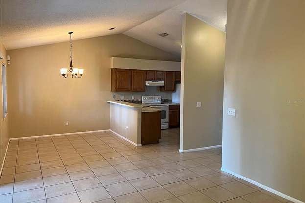 7349 Radiant Cir