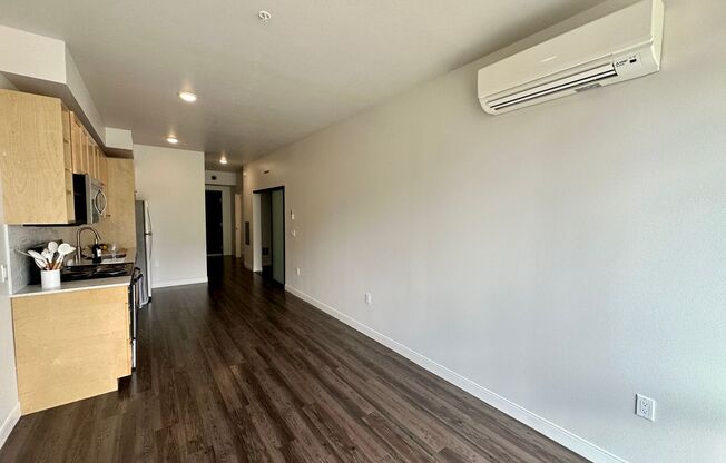 1 bed, 1 bath, 509 sqft, $2,150, Unit Unit 605