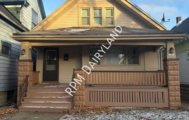 3646 A N 19 ST