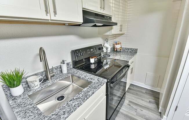 Verona at Middle River