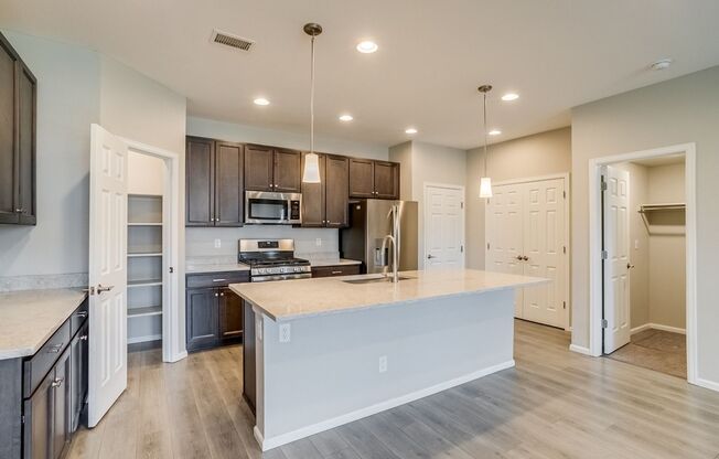 Spacious 4BR Townhome in Denver