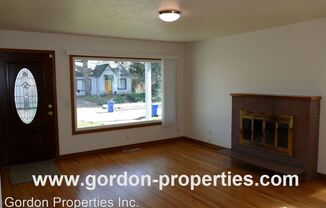 1131 NE 72nd Ave