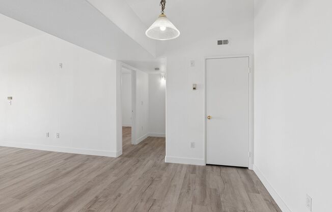2 beds, 2 baths, $1,400, Unit # 2152