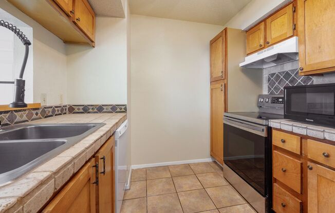 Zia Vista Condo Available Now!