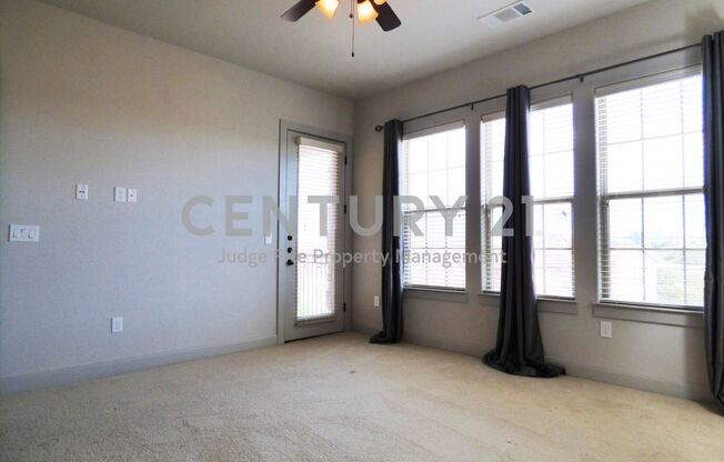 2 beds, 2.5 baths, $2,900, Unit # 4 301