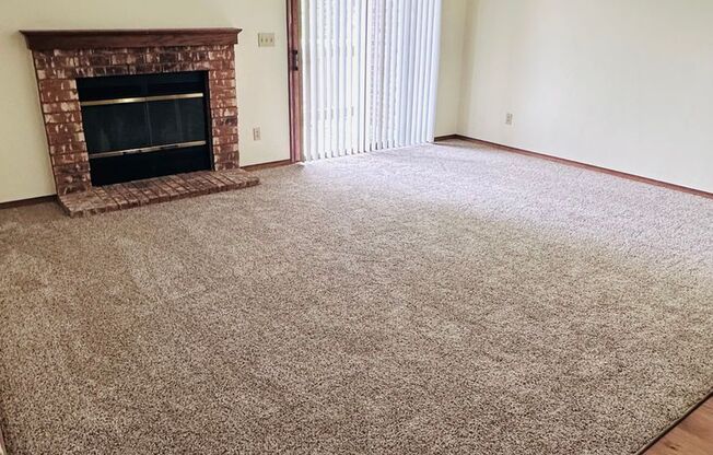 2 beds, 2 baths, 1,029 sqft, $1,289, Unit 1901-073