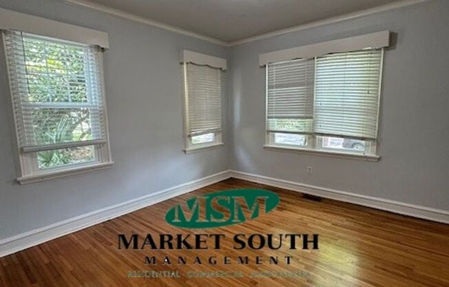 3 beds, 1 bath, $1,925, Unit Lower