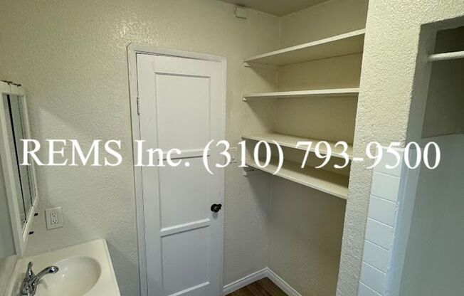 Studio, 1 bath, 342 sqft, $1,450, Unit 4243.25