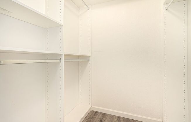 1 bed, 1 bath, $1,385, Unit # 156
