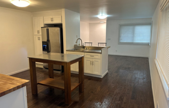 7017 74 1/2 AVE N