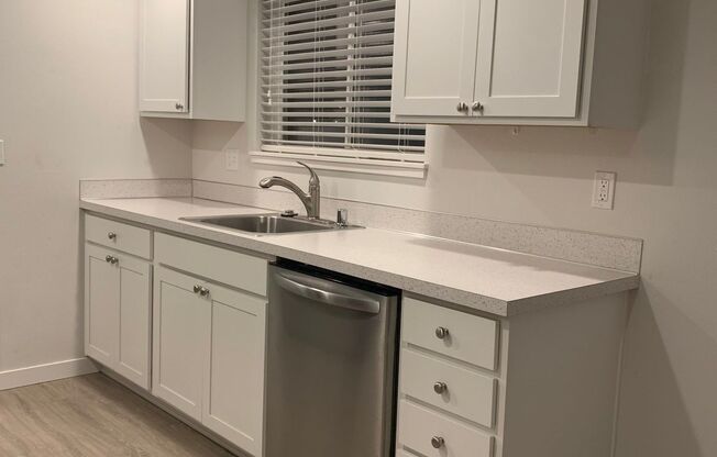 2B, 1BA unit in fourplex with Garage in Auburn's Christopher neighborhood, $1,879/month