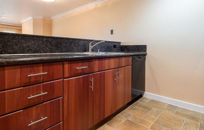 Charming North Queen Anne Living – Prime Location Near Fremont & Lake Union