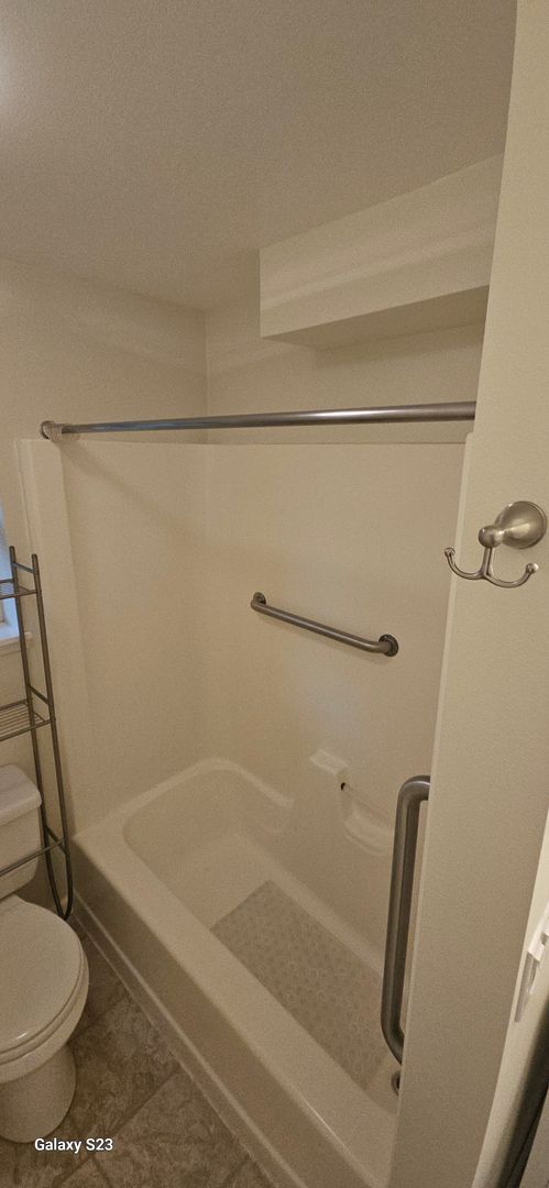 1 bed, 1 bath, $1,950, Unit Unit B