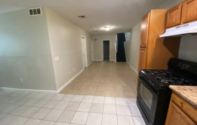 11 HANDY ST