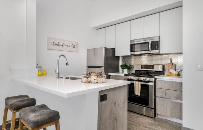 Townhomes and Studios in Culver City w/ Parking & Private Rooftop Deck!